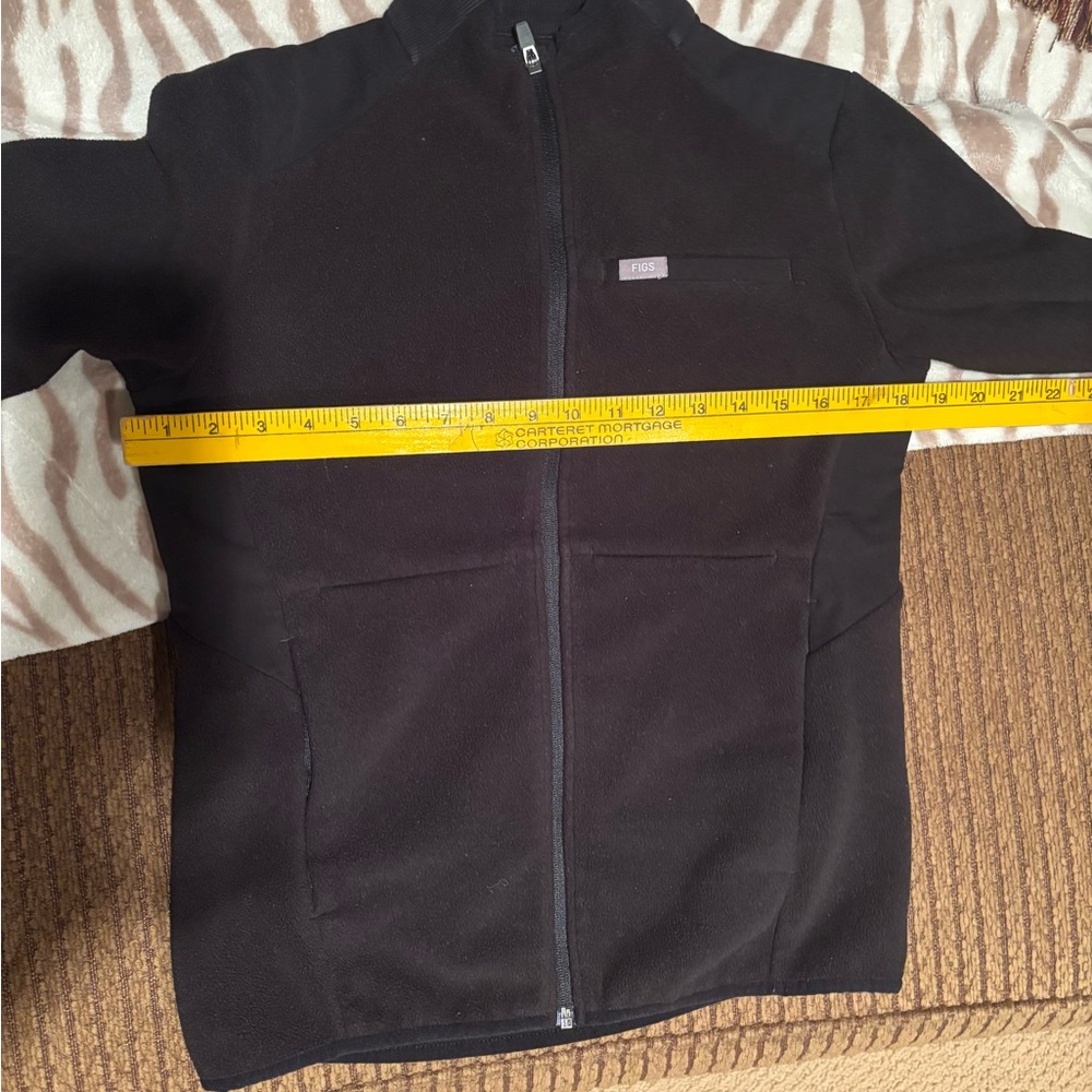 FIGS On-Fleece Jacket - Picture 14 of 14